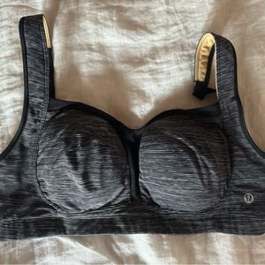 Lululemon sports bra, high impact, discontinued style